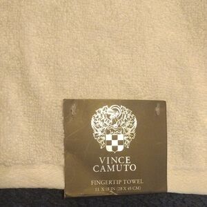 Vince Camuto Soft Cream Fingertip Towel
